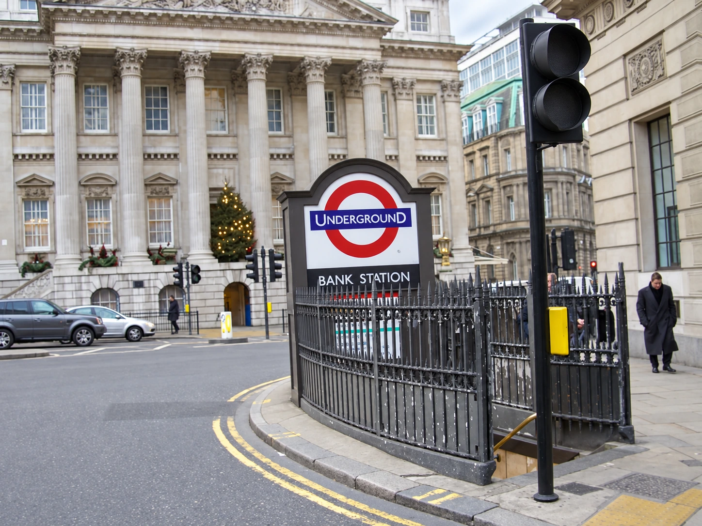 Railing-mounted Smartbin cigarette and chewing gum bins