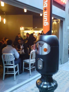 Post-mounted Smartbin cigarette and chewing gum bins