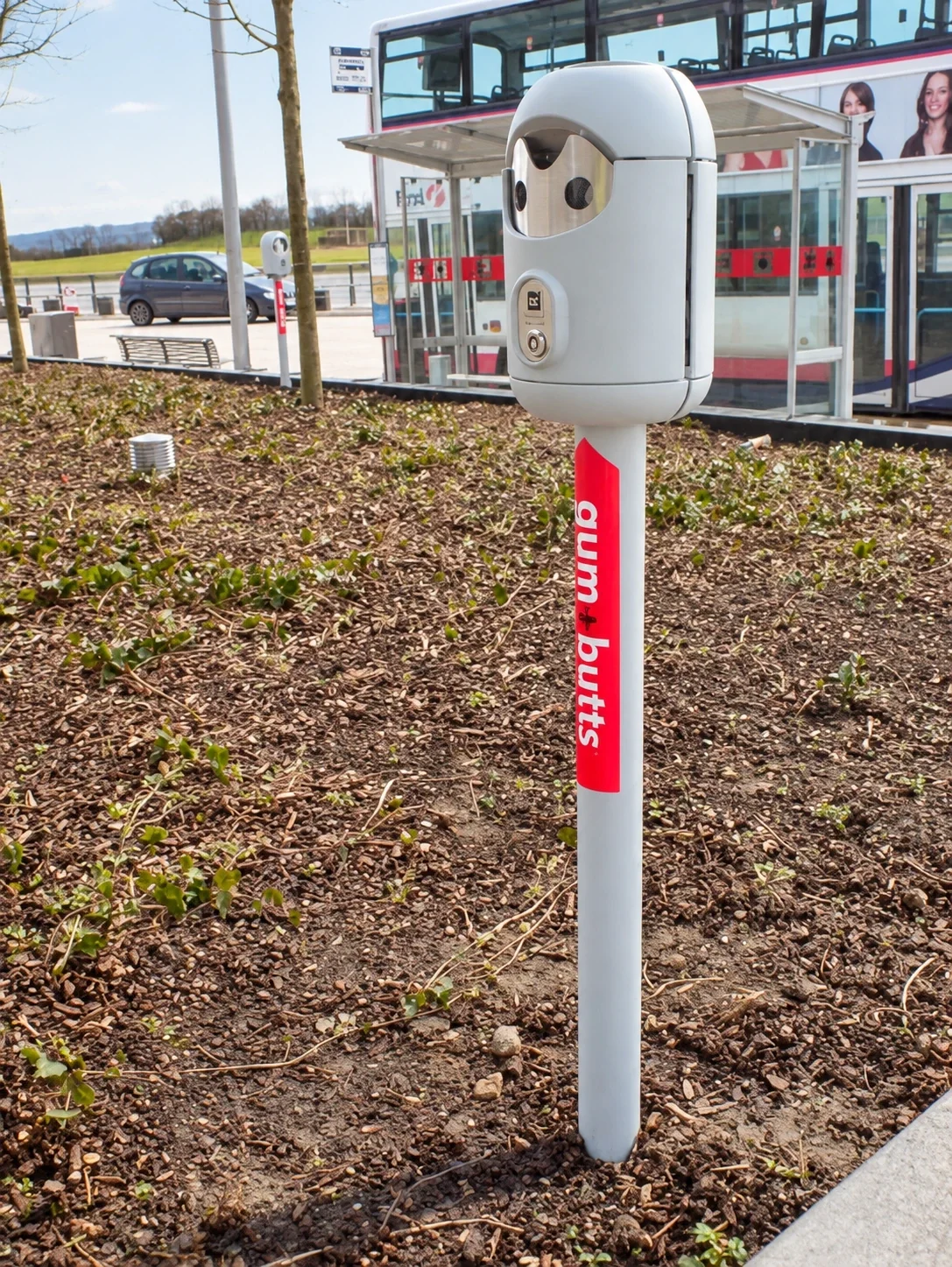 Freestanding Smartbin cigarette and chewing gum bins