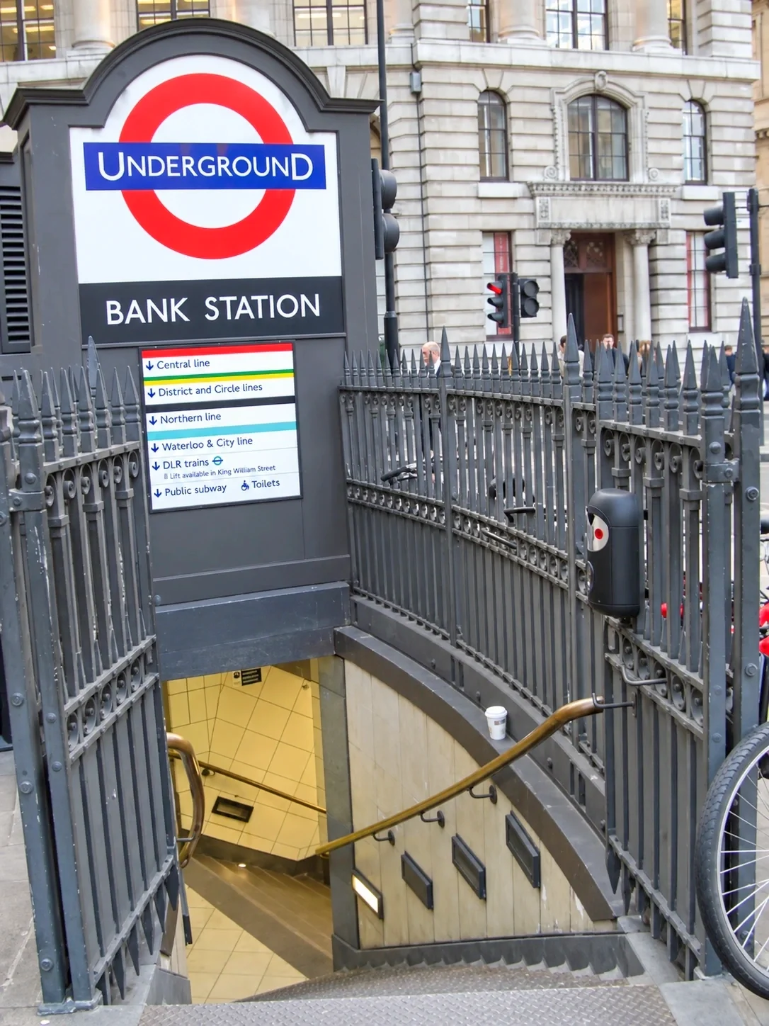 Railing-mounted Smartbin cigarette and chewing gum bins
