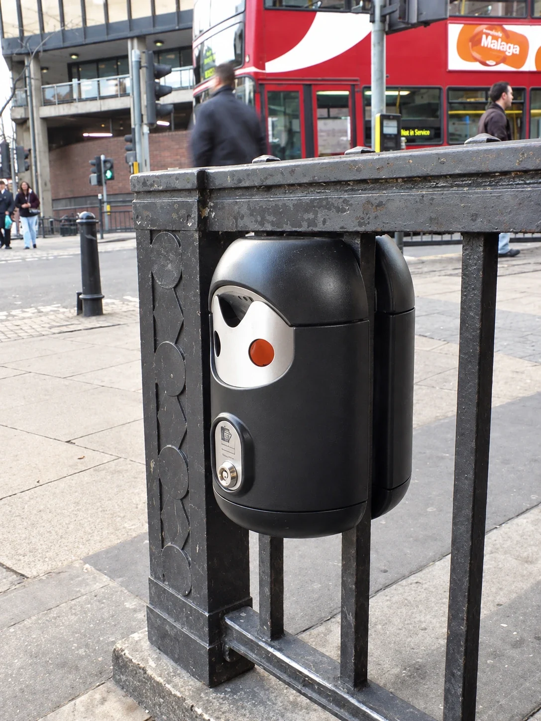 Railing-mounted Smartbin cigarette and chewing gum bins