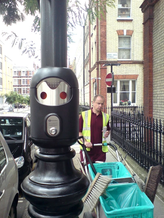 Smartbin installation on a street column